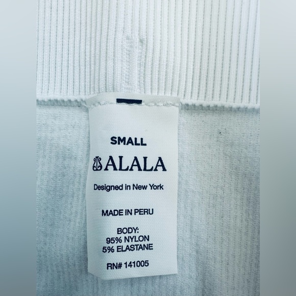 2pc Set ALALA Barre Seamless Tank Top & Shorts - Picture 15 of 16